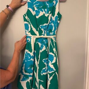 Tommy Hilfiger Green and Blue Floral Dress size 2 with belt